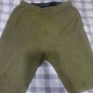 MEN’S XL NIKE DRI-FIT SHORTS